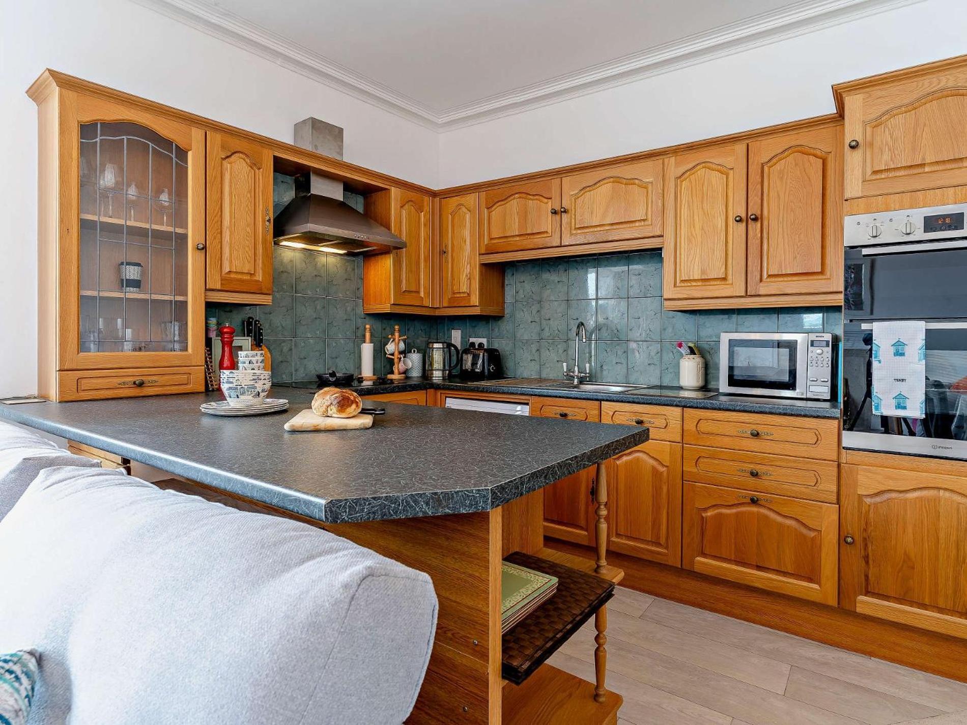 2 Bed In Tenby 82979 Exterior foto
