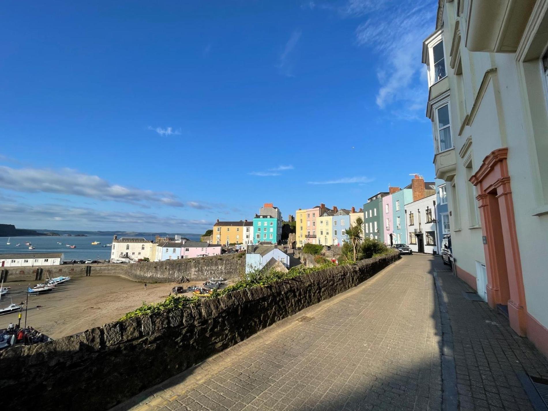 2 Bed In Tenby 82979 Exterior foto